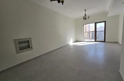 شقة - 4 غرف نوم - 2 حمامات للايجار في بنايه عجمان 44 - 1 الحميدية - الحميدية - عجمان شقة - 4 غرف نوم - 2 حمامات للايجار في بنايه عجمان 44 - 1 الحميدية - الحميدية - عجمان