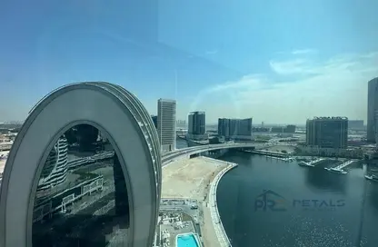 مكتب - استوديو للبيع في B2B  برج - الخليج التجاري - دبي