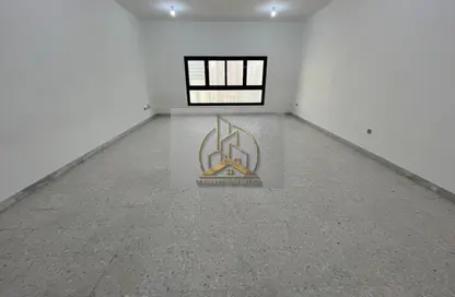 Apartment - 3 Bedrooms - 4 Bathrooms for rent in Airport Road - Abu Dhabi