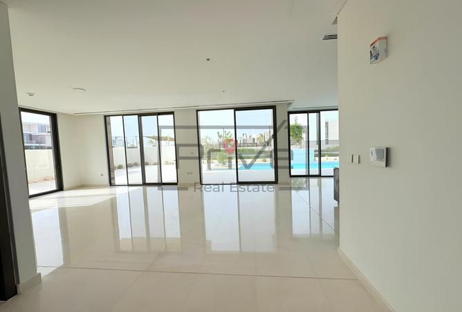 16004088 - Property Main Image