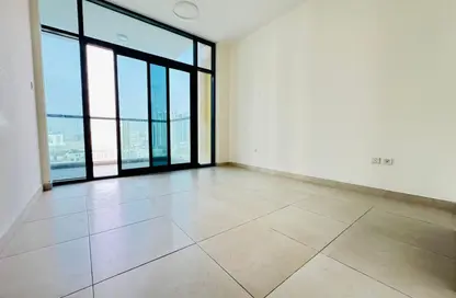 Apartment - 1 Bedroom - 2 Bathrooms for rent in Central Park Tower - Jumeirah Village Circle - Dubai