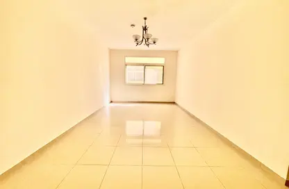 Apartment - 1 Bedroom - 2 Bathrooms for rent in Muwaileh 29 Building - Muwaileh - Sharjah