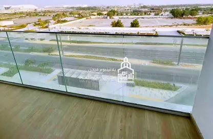 Apartment - Studio - 1 Bathroom for rent in The Gate - Masdar City - Abu Dhabi