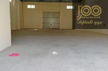 مستودع - استوديو - 1 حمام للايجار في أم الثعوب - أم القيوين