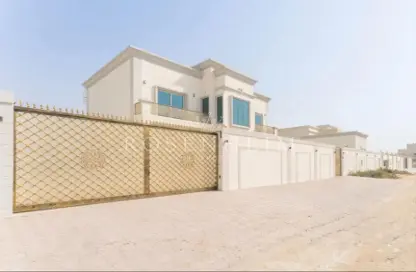 Villa - 5 Bedrooms - 7 Bathrooms for rent in Nad Al Sheba Gardens - Nad Al Sheba 1 - Nad Al Sheba - Dubai