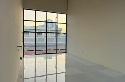 Shop - Studio - 1 Bathroom for rent in Gate Tower 2 - Musheiref - Ajman