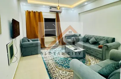 شقة - غرفة نوم - 2 حمامات للايجار في مساكن كورنيش عجمان - طريق كورنيش عجمان - عجمان