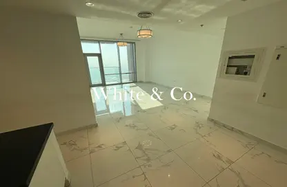 شقة - غرفة نوم - 2 حمامات للايجار في آمنة - مدينة الحبتور - الخليج التجاري - دبي