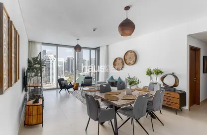 Living / Dining Room image for: Apartment - 2 Bedrooms - 2 Bathrooms for rent in 5242 Tower 1 - 5242 - Dubai Marina - Dubai, Image 1