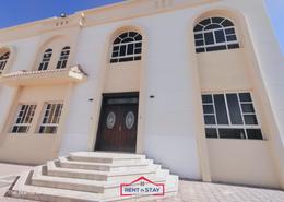 Duplex - 4 bedrooms - 6 bathrooms for rent in Al Mnaizlah - Falaj Hazzaa - Al Ain