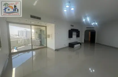 Apartment - 2 Bedrooms - 4 Bathrooms for rent in Al Majaz 2 - Al Majaz - Sharjah