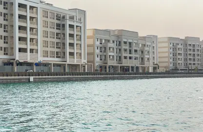 شقة - غرفة نوم - 2 حمامات للايجار في 17B البحيرة - لاجون - ميناء العرب - راس الخيمة - رأس الخيمة