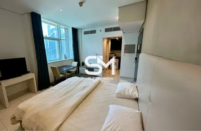 Compound - Studio - 1 Bathroom for rent in The Cosmopolitan - Business Bay - Dubai