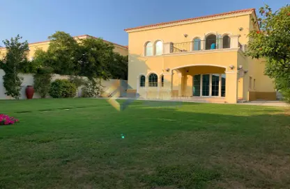 Villa - 3 Bedrooms - 4 Bathrooms for rent in Jumeirah Park - Dubai