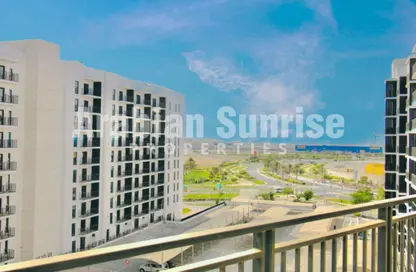 Apartment - 2 Bedrooms - 2 Bathrooms for rent in Waters Edge - Yas Island - Abu Dhabi