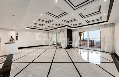 Townhouse - 2 Bedrooms - 4 Bathrooms for sale in Marina Residences 6 - Marina Residences - Palm Jumeirah - Dubai