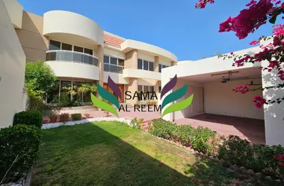 فيلا - 4 غرف نوم - 4 حمامات للايجار في فلل الجميرا 1 - جميرا 1 - الجميرا - دبي