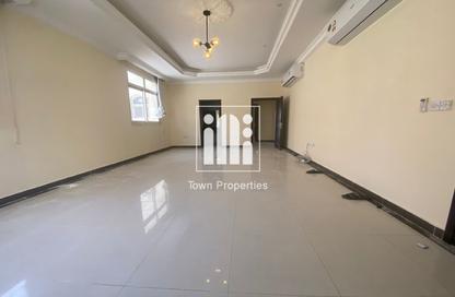 Villa - 5 Bedrooms - 7+ Bathrooms for rent in Shakhbout City - Abu Dhabi