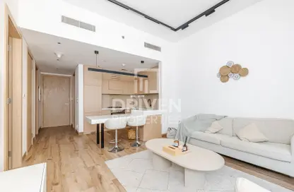 Apartment - 1 Bedroom - 2 Bathrooms for rent in Oakley Square Residences - Jumeirah Village Circle - Dubai