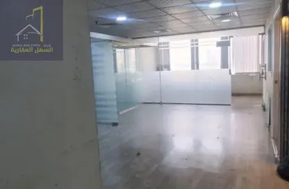Office Space - Studio - 2 Bathrooms for rent in Al Fardan Centre - Al Majaz 3 - Al Majaz - Sharjah