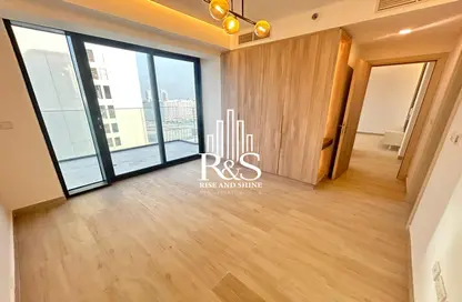 شقة - غرفة نوم - 2 حمامات للبيع في ذا ايست كريست - ديستريكت 17 - قرية جميرا الدائرية - دبي