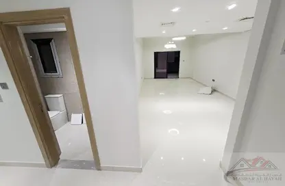 Apartment - 2 Bedrooms - 3 Bathrooms for rent in Muwaileh 29 Building - Muwaileh - Sharjah