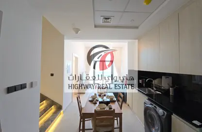 Apartment - 3 Bedrooms - 3 Bathrooms for rent in Binghatti Avenue - Al Jaddaf - Dubai