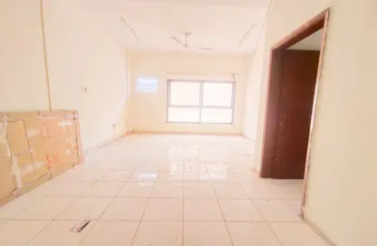 شقة - 2 غرف نوم - 2 حمامات للايجار في بناية البطينة 9 - البطينة - الشارقة