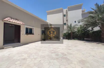 Villa - 2 Bedrooms - 2 Bathrooms for rent in Mohamed Bin Zayed City - Abu Dhabi