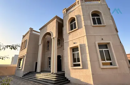 Villa - 5 Bedrooms - 6 Bathrooms for rent in Al Aweer 1 - Al Aweer - Dubai