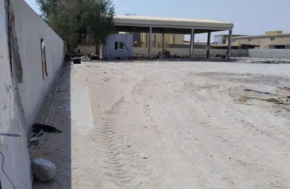 Warehouse - Studio - 4 Bathrooms for rent in Umm Al Thuoob - Umm Al Quwain Warehouse - Studio - 4 Bathrooms for rent in Umm Al Thuoob - Umm Al Quwain