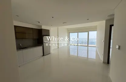 Apartment - 1 Bedroom - 1 Bathroom for sale in Grand Bleu Tower 1 - EMAAR Beachfront - Dubai Harbour - Dubai