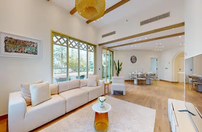 Apartment - 3 Bedrooms - 4 Bathrooms for sale in Al Msalli - Shoreline Apartments - Palm Jumeirah - Dubai