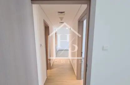 Apartment - 2 Bedrooms - 3 Bathrooms for rent in Waters Edge - Yas Island - Abu Dhabi