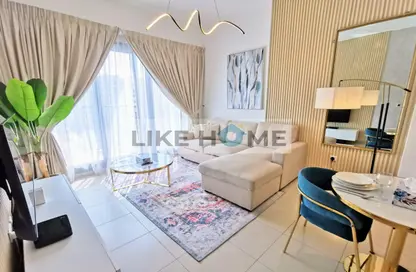 Living / Dining Room image for: Apartment - 1 Bedroom - 1 Bathroom for rent in UNA Apartments - Town Square - Dubai, Image 1