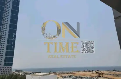 شقة - 2 غرف نوم - 2 حمامات للايجار في مساكن كورنيش عجمان - طريق كورنيش عجمان - عجمان