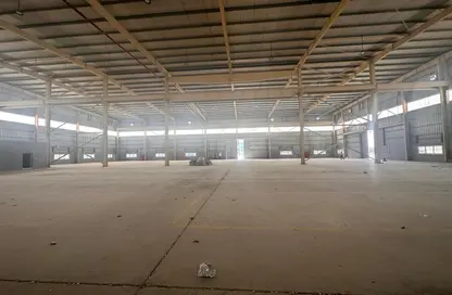 Warehouse - Studio for rent in Phase 2 - Dubai Investment Park - Dubai