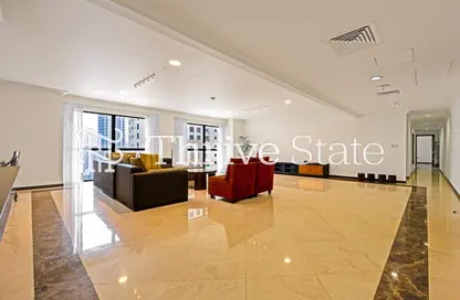 شقة - 3 غرف نوم - 5 حمامات للايجار في مرجان 4 - مرجان - مساكن شاطئ الجميرا - دبي شقة - 3 غرف نوم - 5 حمامات للايجار في مرجان 4 - مرجان - مساكن شاطئ الجميرا - دبي