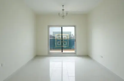 شقة - 1 حمام للايجار في مساكن النخبة رقم 5 - مساكن النخبة الرياضية - مدينة دبي الرياضية - دبي
