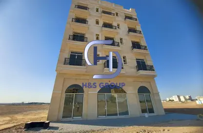 سكن الموظفين - استوديو - 2 حمامات للايجار في المالحة - الرحمانية - الشارقة