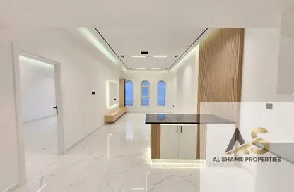 شقة - غرفة نوم - 2 حمامات للايجار في مسكن الامير - منطقة 11 - قرية جميرا الدائرية - دبي