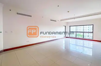 Apartment - 2 Bedrooms - 3 Bathrooms for sale in Golden Mile 8 - Golden Mile - Palm Jumeirah - Dubai