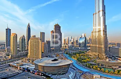 Apartment - 2 Bedrooms - 3 Bathrooms for sale in Downtown Dubai - Dubai