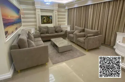 شقة - 2 غرف نوم - 2 حمامات للايجار في مساكن كورنيش عجمان - طريق كورنيش عجمان - عجمان