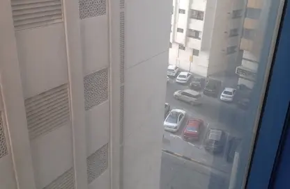 Business Centre - Studio - 1 Bathroom for rent in Yasmeen Tower - Al Majaz 2 - Al Majaz - Sharjah
