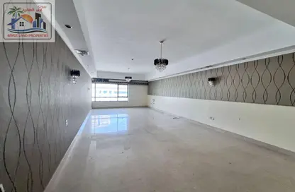 Apartment - 3 Bedrooms - 4 Bathrooms for rent in New Al Taawun Road - Al Taawun - Sharjah