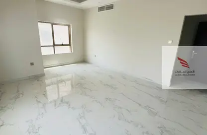 Apartment - 2 Bedrooms - 2 Bathrooms for rent in Corniche Tower - Ajman Corniche Road - Ajman