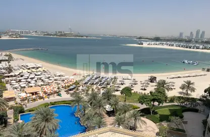 Apartment - 3 Bedrooms - 4 Bathrooms for rent in Al Das - Shoreline Apartments - Palm Jumeirah - Dubai