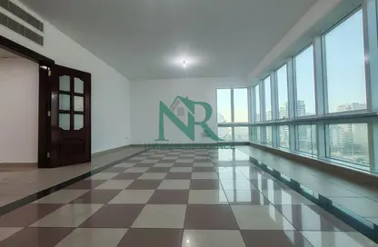 شقة - 3 غرف نوم - 4 حمامات للايجار في شارع الكورنيش - أبوظبي