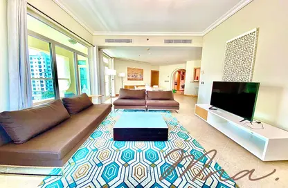 Apartment - 3 Bedrooms - 4 Bathrooms for rent in Al Das - Shoreline Apartments - Palm Jumeirah - Dubai